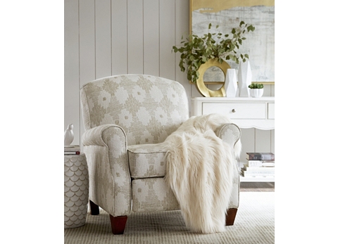 Recliner Chairs in Beige, Black, Brown & Leather | Havertys